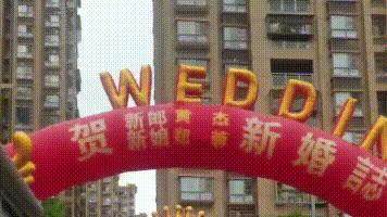 DƬ